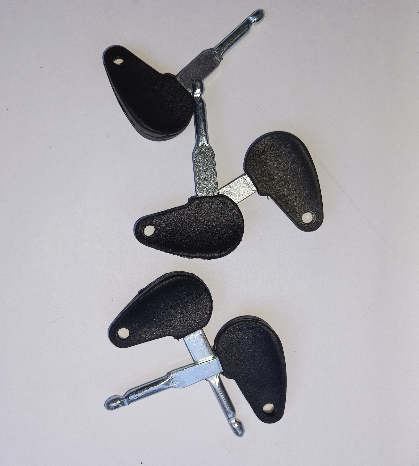 کلید سوییچ موتور بنزی دسته پلاستیکی